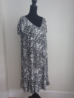 Rachel Zoe Black and White Animal Print Midi Dress